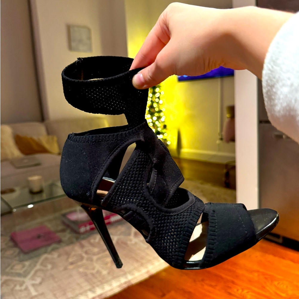SPORTY ZARA HEELS